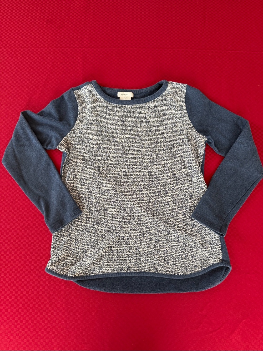 Van Heusen Navy and Heathered Gray Long Sleeve Pullover